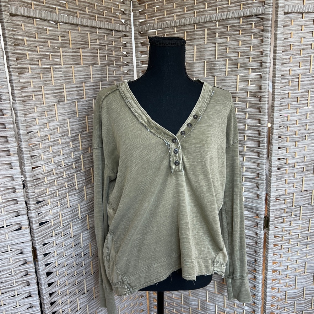 Anthropologie Pilcro Henley Swing Top